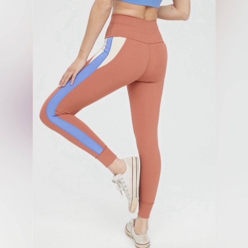 Offline by Aerie goals colorblock 7/8 leggings size medium - Picture 1 of 5